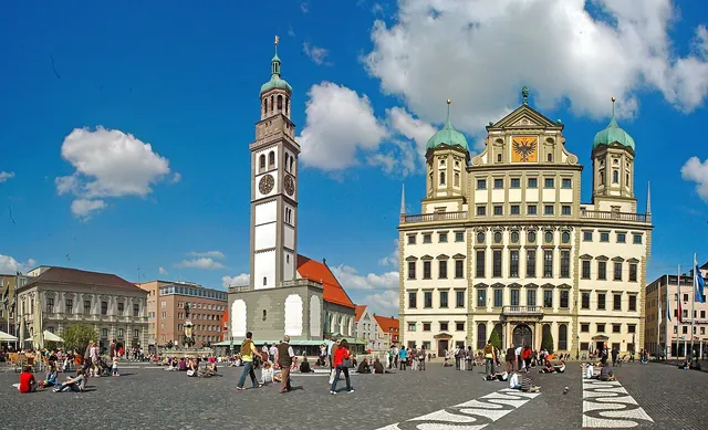 Radniční náměstí v Augsburgu