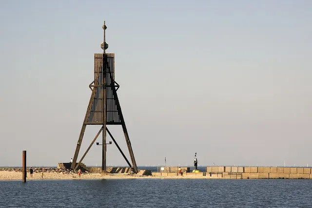 Mořský navigační znak Kugelbake u Cuxhavenu