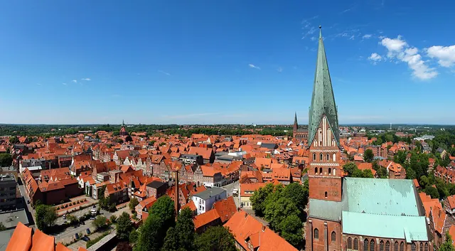 Lüneburg při pohledu z vodárenské věže