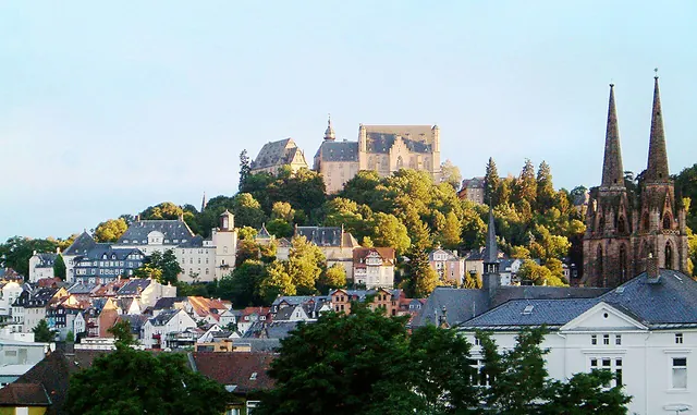 Zámek a historické centrum Marburgu
