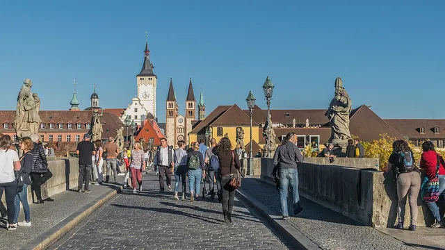 Starý most přes Mohan ve Würzburgu